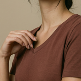 Camiseta Feminina Manuela Marrom