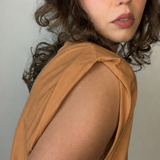 Camiseta Feminina Najla Caramelo
